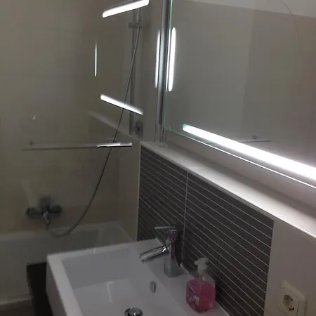 Apartment In Center